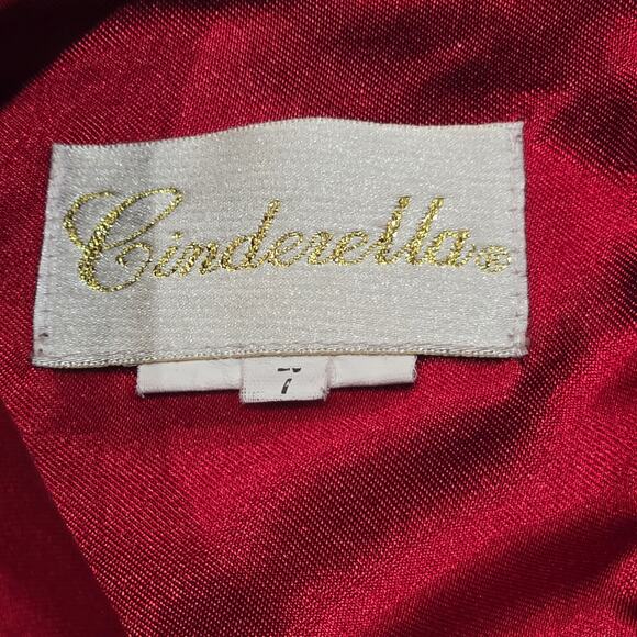 Cinderella Red Sleeveless Beaded Holiday Formal Girl's Dress - Picture 6 of 10
